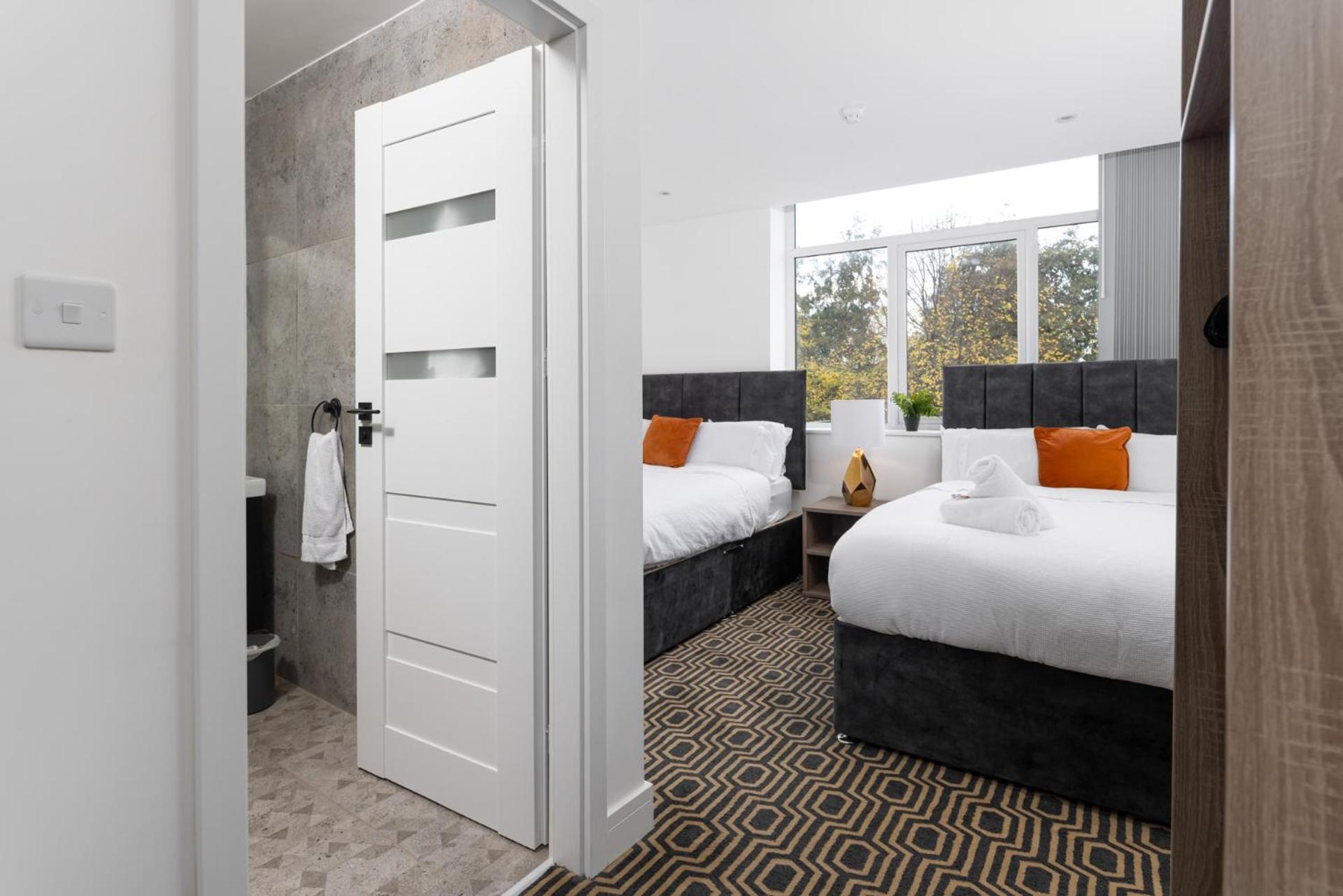 Flatzy - 16 Guests 4 En-Suite Central Apartment A Ливърпул Екстериор снимка