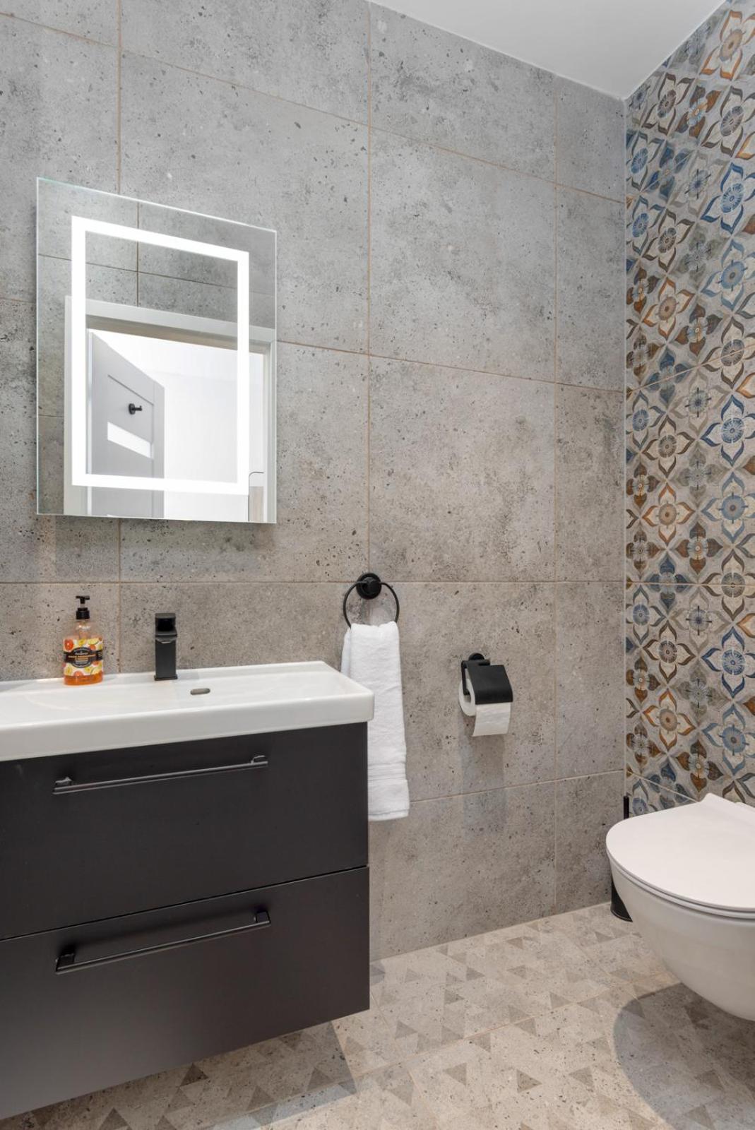Flatzy - 16 Guests 4 En-Suite Central Apartment A Ливърпул Екстериор снимка