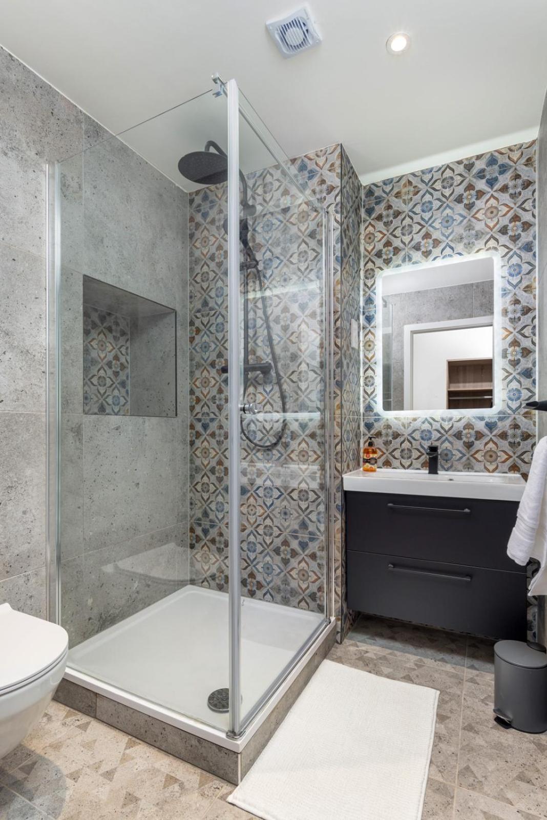 Flatzy - 16 Guests 4 En-Suite Central Apartment A Ливърпул Екстериор снимка